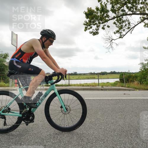 30.08.2026 - Elbe Triathlon Hamburg Michael Burmester http://msf.ph/oto/10110534 30.08.2026 14:46:09 Radfahren  meine-sportfotos.de