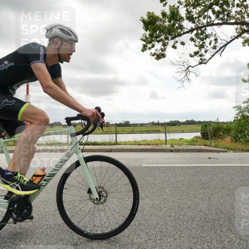 30.08.2026 - Elbe Triathlon Hamburg Michael Burmester http://msf.ph/oto/10110539 30.08.2026 14:46:29 Radfahren  meine-sportfotos.de