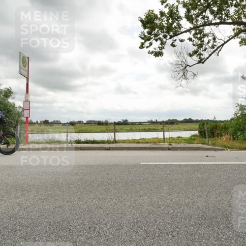 30.08.2026 - Elbe Triathlon Hamburg Michael Burmester http://msf.ph/oto/10110551 30.08.2026 14:47:38 Radfahren 1542 meine-sportfotos.de