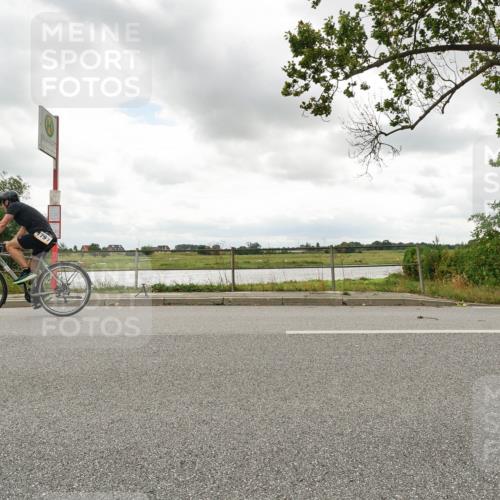 30.08.2026 - Elbe Triathlon Hamburg Michael Burmester http://msf.ph/oto/10110566 30.08.2026 14:49:06 Radfahren 1792 meine-sportfotos.de