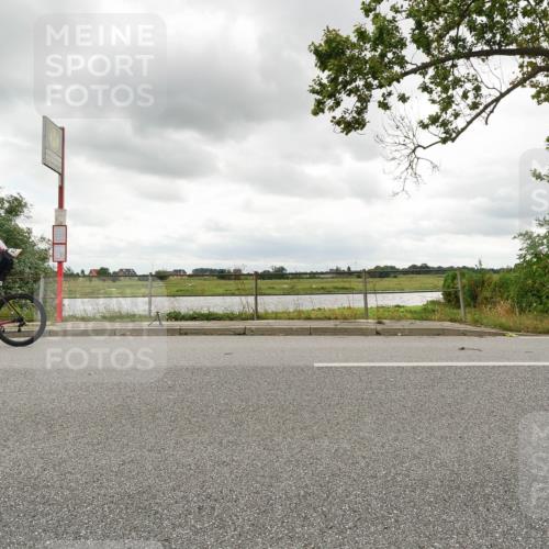 30.08.2026 - Elbe Triathlon Hamburg Michael Burmester http://msf.ph/oto/10110587 30.08.2026 14:51:06 Radfahren  meine-sportfotos.de