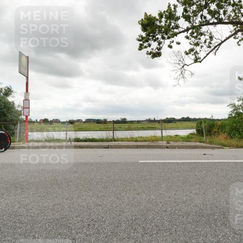 30.08.2026 - Elbe Triathlon Hamburg Michael Burmester http://msf.ph/oto/10110590 30.08.2026 14:51:22 Radfahren  meine-sportfotos.de