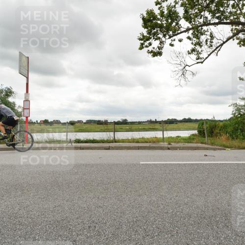 30.08.2026 - Elbe Triathlon Hamburg Michael Burmester http://msf.ph/oto/10110596 30.08.2026 14:51:41 Radfahren  meine-sportfotos.de