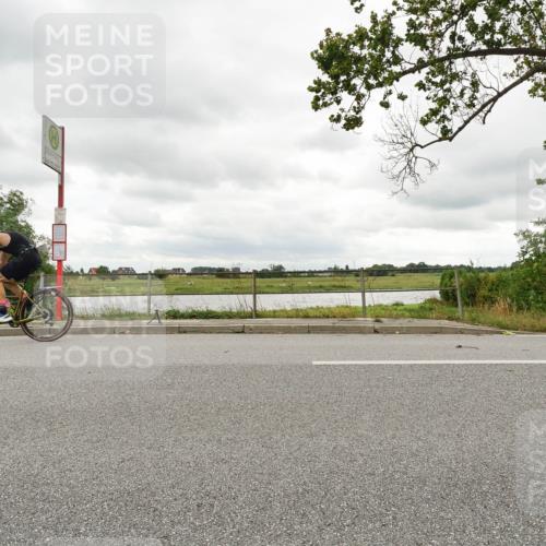 30.08.2026 - Elbe Triathlon Hamburg Michael Burmester http://msf.ph/oto/10110607 30.08.2026 14:52:39 Radfahren  meine-sportfotos.de