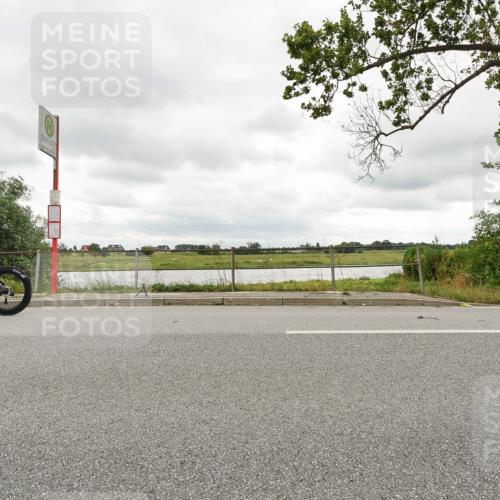 30.08.2026 - Elbe Triathlon Hamburg Michael Burmester http://msf.ph/oto/10110614 30.08.2026 14:52:53 Radfahren  meine-sportfotos.de