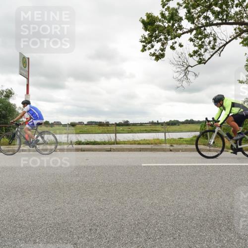 30.08.2026 - Elbe Triathlon Hamburg Michael Burmester http://msf.ph/oto/10110620 30.08.2026 14:53:21 Radfahren  meine-sportfotos.de