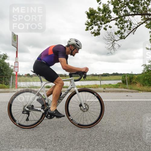 30.08.2026 - Elbe Triathlon Hamburg Michael Burmester http://msf.ph/oto/10110628 30.08.2026 14:53:52 Radfahren  meine-sportfotos.de