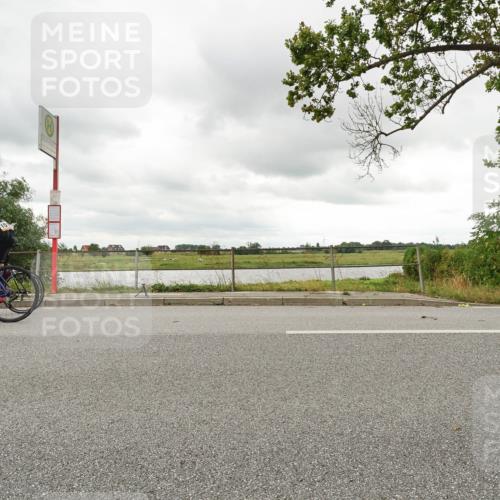 30.08.2026 - Elbe Triathlon Hamburg Michael Burmester http://msf.ph/oto/10110640 30.08.2026 14:54:48 Radfahren  meine-sportfotos.de