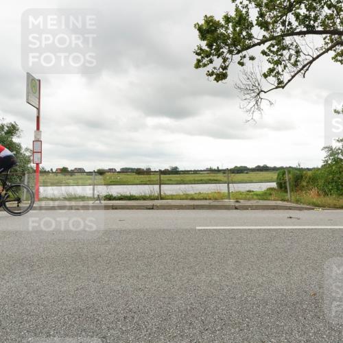 30.08.2026 - Elbe Triathlon Hamburg Michael Burmester http://msf.ph/oto/10110650 30.08.2026 14:55:18 Radfahren  meine-sportfotos.de