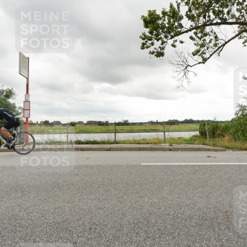 30.08.2026 - Elbe Triathlon Hamburg Michael Burmester http://msf.ph/oto/10110652 30.08.2026 14:55:38 Radfahren  meine-sportfotos.de