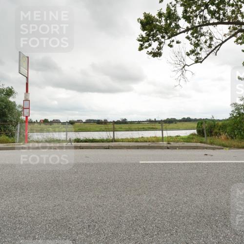 30.08.2026 - Elbe Triathlon Hamburg Michael Burmester http://msf.ph/oto/10110687 30.08.2026 14:58:08 Radfahren  meine-sportfotos.de