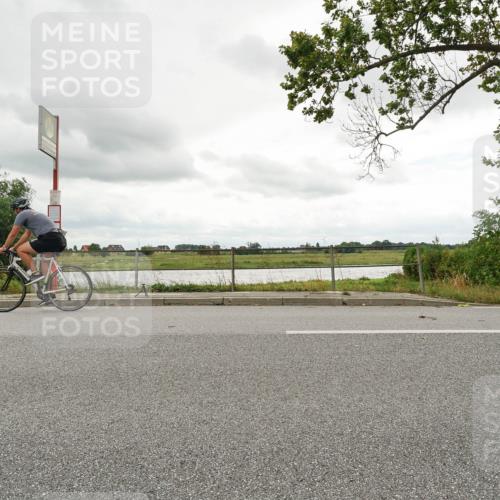 30.08.2026 - Elbe Triathlon Hamburg Michael Burmester http://msf.ph/oto/10110698 30.08.2026 14:59:28 Radfahren  meine-sportfotos.de