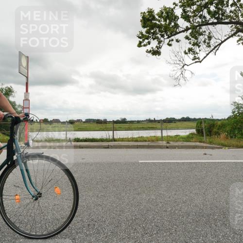 30.08.2026 - Elbe Triathlon Hamburg Michael Burmester http://msf.ph/oto/10110708 30.08.2026 15:00:04 Radfahren  meine-sportfotos.de