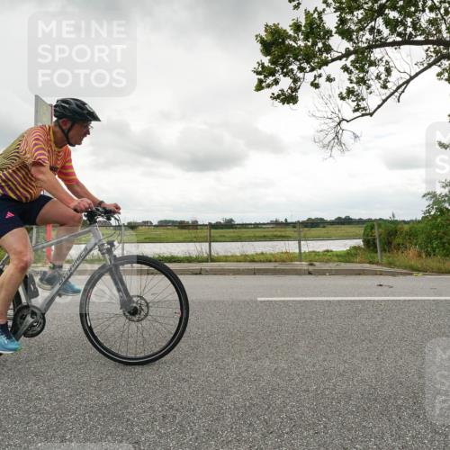 30.08.2026 - Elbe Triathlon Hamburg Michael Burmester http://msf.ph/oto/10110715 30.08.2026 15:01:05 Radfahren  meine-sportfotos.de