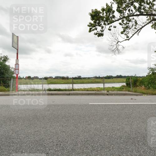 30.08.2026 - Elbe Triathlon Hamburg Michael Burmester http://msf.ph/oto/10110732 30.08.2026 15:03:13 Radfahren  meine-sportfotos.de