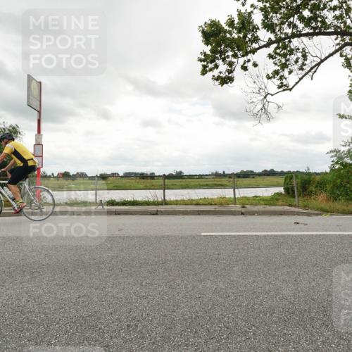 30.08.2026 - Elbe Triathlon Hamburg Michael Burmester http://msf.ph/oto/10110733 30.08.2026 15:03:17 Radfahren  meine-sportfotos.de