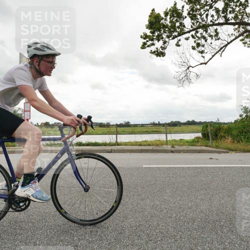 30.08.2026 - Elbe Triathlon Hamburg Michael Burmester http://msf.ph/oto/10110736 30.08.2026 15:03:32 Radfahren  meine-sportfotos.de