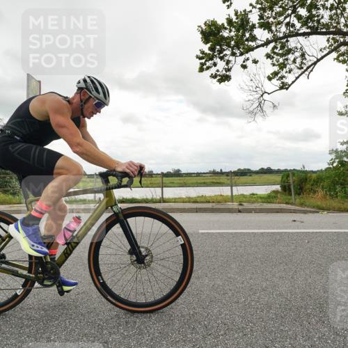 30.08.2026 - Elbe Triathlon Hamburg Michael Burmester http://msf.ph/oto/10110737 30.08.2026 15:03:38 Radfahren  meine-sportfotos.de