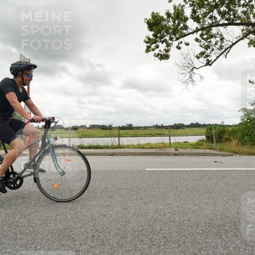 30.08.2026 - Elbe Triathlon Hamburg Michael Burmester http://msf.ph/oto/10110758 30.08.2026 15:06:40 Radfahren  meine-sportfotos.de