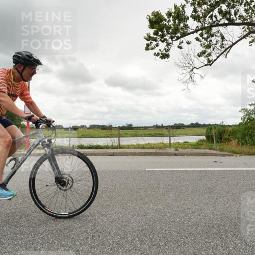 30.08.2026 - Elbe Triathlon Hamburg Michael Burmester http://msf.ph/oto/10110760 30.08.2026 15:07:05 Radfahren  meine-sportfotos.de