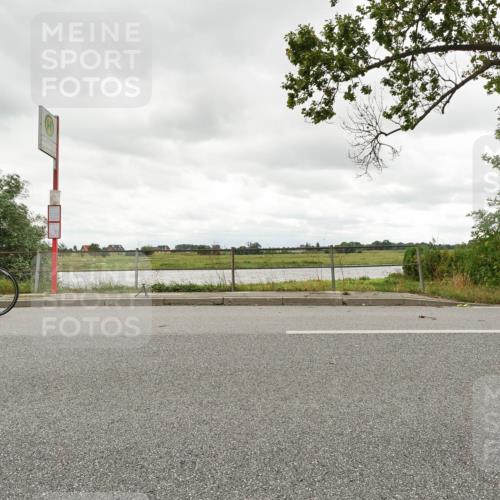 30.08.2026 - Elbe Triathlon Hamburg Michael Burmester http://msf.ph/oto/10110772 30.08.2026 15:11:36 Radfahren  meine-sportfotos.de