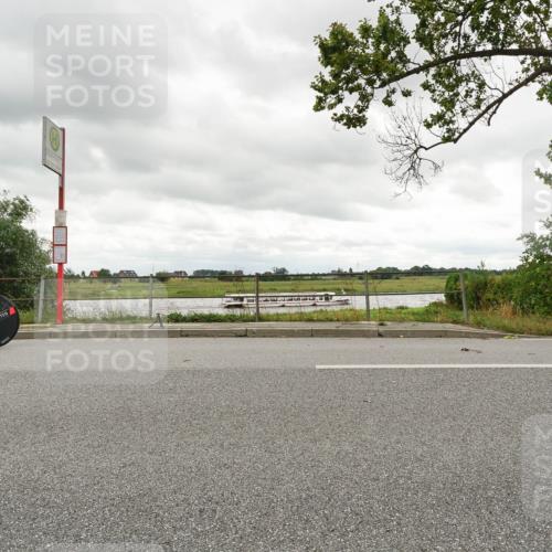 30.08.2026 - Elbe Triathlon Hamburg Michael Burmester http://msf.ph/oto/10110783 30.08.2026 15:15:13 Radfahren 1100 meine-sportfotos.de
