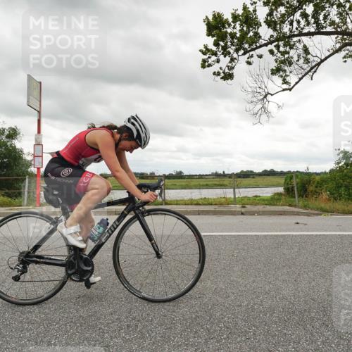 30.08.2026 - Elbe Triathlon Hamburg Michael Burmester http://msf.ph/oto/10110788 30.08.2026 15:16:35 Radfahren  meine-sportfotos.de
