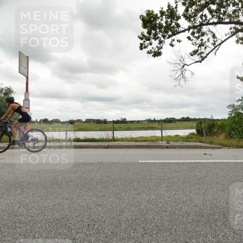 30.08.2026 - Elbe Triathlon Hamburg Michael Burmester http://msf.ph/oto/10110843 30.08.2026 15:25:59 Radfahren  meine-sportfotos.de