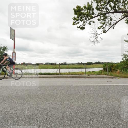 30.08.2026 - Elbe Triathlon Hamburg Michael Burmester http://msf.ph/oto/10110874 30.08.2026 15:28:56 Radfahren  meine-sportfotos.de