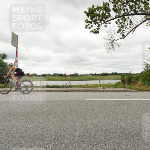 30.08.2026 - Elbe Triathlon Hamburg Michael Burmester http://msf.ph/oto/10110879 30.08.2026 15:29:39 Radfahren  meine-sportfotos.de