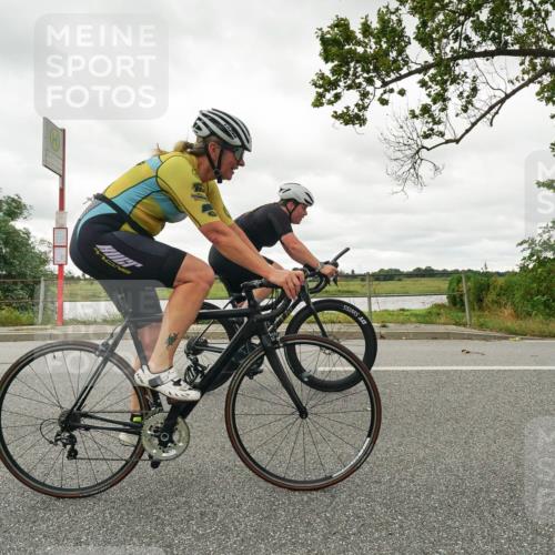 30.08.2026 - Elbe Triathlon Hamburg Michael Burmester http://msf.ph/oto/10110882 30.08.2026 15:30:12 Radfahren  meine-sportfotos.de