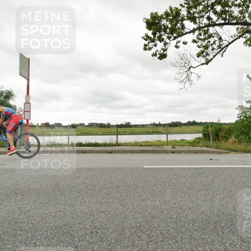 30.08.2026 - Elbe Triathlon Hamburg Michael Burmester http://msf.ph/oto/10110893 30.08.2026 15:30:48 Radfahren  meine-sportfotos.de