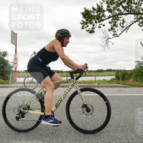 30.08.2026 - Elbe Triathlon Hamburg Michael Burmester http://msf.ph/oto/10110895 30.08.2026 15:31:06 Radfahren  meine-sportfotos.de