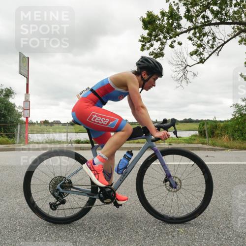 30.08.2026 - Elbe Triathlon Hamburg Michael Burmester http://msf.ph/oto/10110908 30.08.2026 15:32:11 Radfahren  meine-sportfotos.de