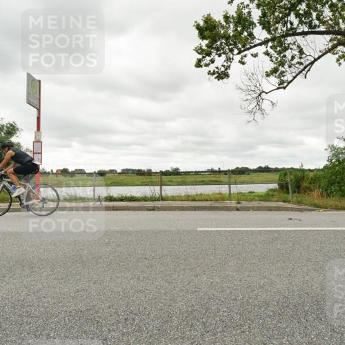 30.08.2026 - Elbe Triathlon Hamburg Michael Burmester http://msf.ph/oto/10110913 30.08.2026 15:32:36 Radfahren  meine-sportfotos.de
