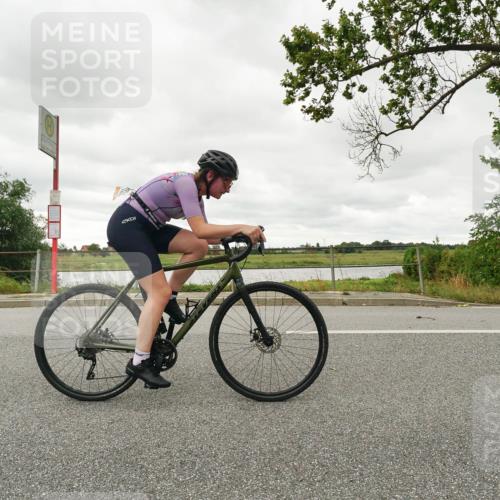 30.08.2026 - Elbe Triathlon Hamburg Michael Burmester http://msf.ph/oto/10110925 30.08.2026 15:33:49 Radfahren  meine-sportfotos.de