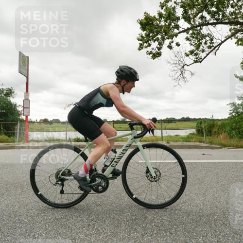 30.08.2026 - Elbe Triathlon Hamburg Michael Burmester http://msf.ph/oto/10110950 30.08.2026 15:35:37 Radfahren  meine-sportfotos.de