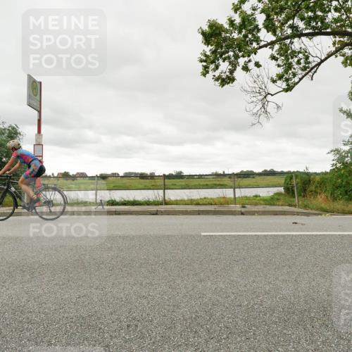 30.08.2026 - Elbe Triathlon Hamburg Michael Burmester http://msf.ph/oto/10110977 30.08.2026 15:39:01 Radfahren  meine-sportfotos.de