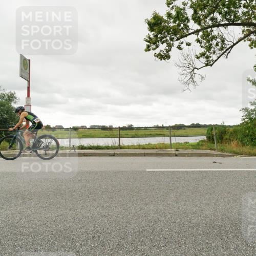 30.08.2026 - Elbe Triathlon Hamburg Michael Burmester http://msf.ph/oto/10110982 30.08.2026 15:39:12 Radfahren 165 meine-sportfotos.de