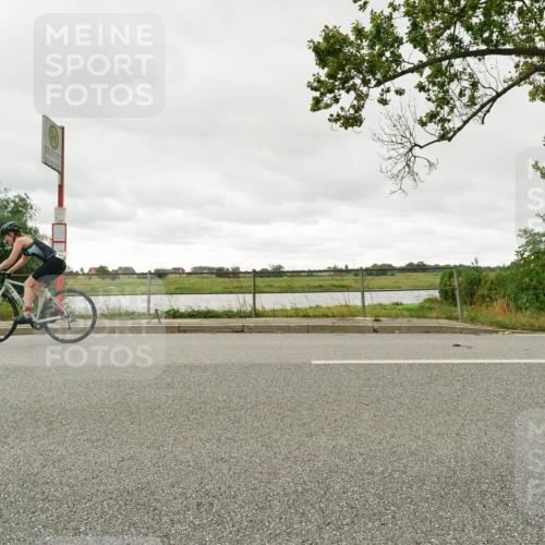 30.08.2026 - Elbe Triathlon Hamburg Michael Burmester http://msf.ph/oto/10110983 30.08.2026 15:39:20 Radfahren  meine-sportfotos.de