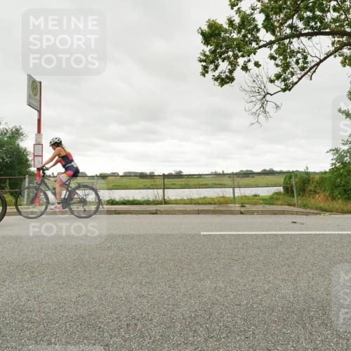 30.08.2026 - Elbe Triathlon Hamburg Michael Burmester http://msf.ph/oto/10111001 30.08.2026 15:40:39 Radfahren  meine-sportfotos.de
