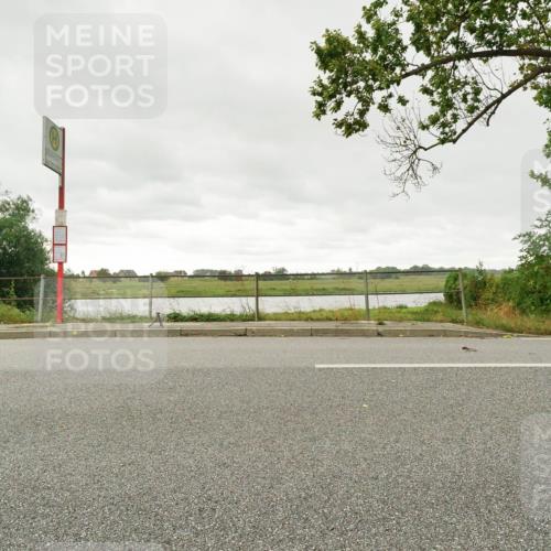 30.08.2026 - Elbe Triathlon Hamburg Michael Burmester http://msf.ph/oto/10111010 30.08.2026 15:41:22 Radfahren  meine-sportfotos.de