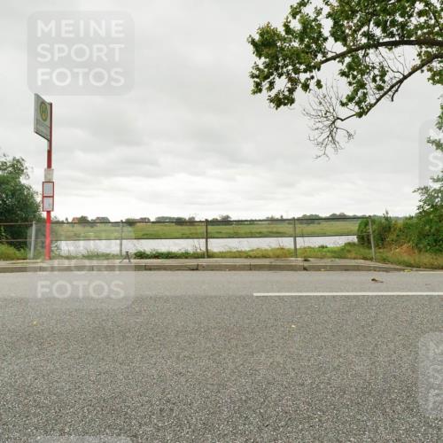 30.08.2026 - Elbe Triathlon Hamburg Michael Burmester http://msf.ph/oto/10111013 30.08.2026 15:41:24 Radfahren  meine-sportfotos.de