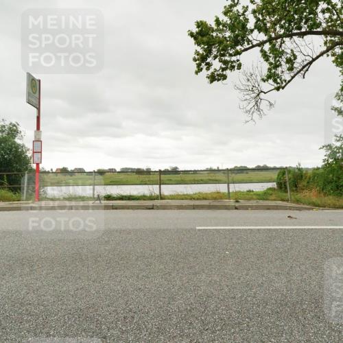 30.08.2026 - Elbe Triathlon Hamburg Michael Burmester http://msf.ph/oto/10111014 30.08.2026 15:41:26 Radfahren  meine-sportfotos.de