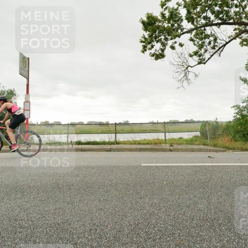 30.08.2026 - Elbe Triathlon Hamburg Michael Burmester http://msf.ph/oto/10111035 30.08.2026 15:42:43 Radfahren  meine-sportfotos.de