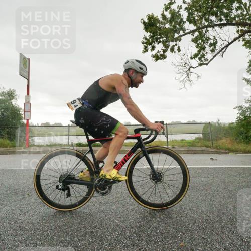 30.08.2026 - Elbe Triathlon Hamburg Michael Burmester http://msf.ph/oto/10111063 30.08.2026 15:44:59 Radfahren  meine-sportfotos.de