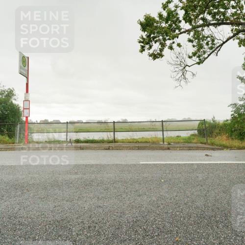 30.08.2026 - Elbe Triathlon Hamburg Michael Burmester http://msf.ph/oto/10111090 30.08.2026 15:47:23 Radfahren  meine-sportfotos.de