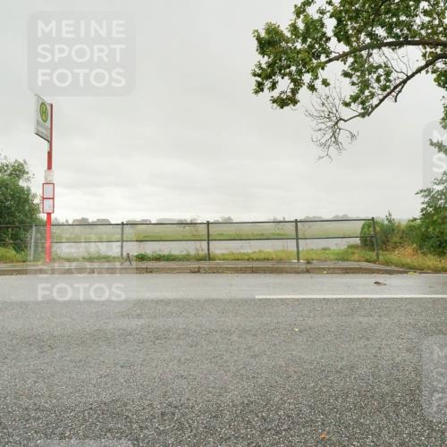 30.08.2026 - Elbe Triathlon Hamburg Michael Burmester http://msf.ph/oto/10111113 30.08.2026 15:48:25 Radfahren  meine-sportfotos.de