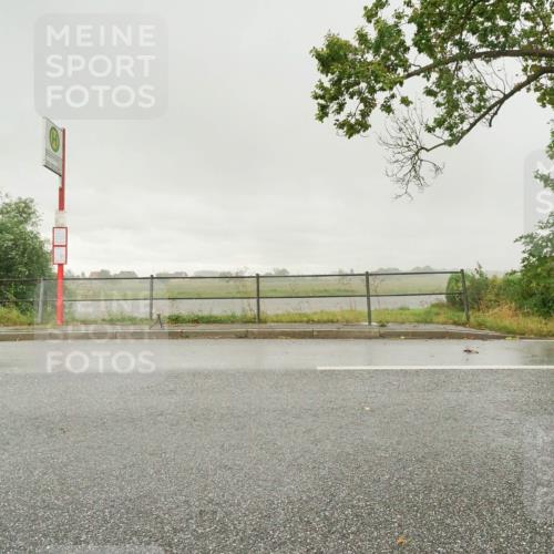 30.08.2026 - Elbe Triathlon Hamburg Michael Burmester http://msf.ph/oto/10111121 30.08.2026 15:48:54 Radfahren  meine-sportfotos.de