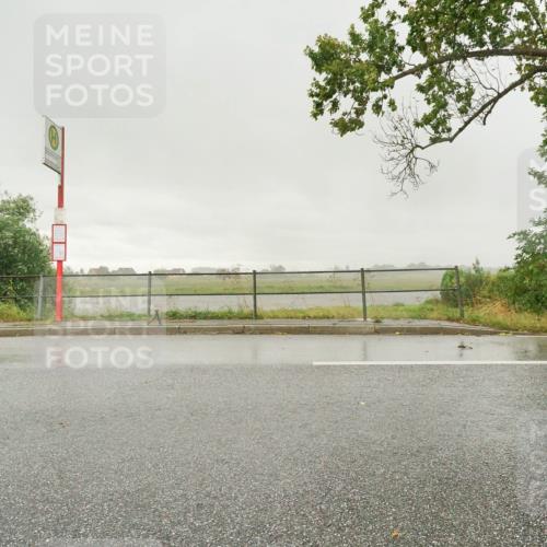 30.08.2026 - Elbe Triathlon Hamburg Michael Burmester http://msf.ph/oto/10111122 30.08.2026 15:49:08 Radfahren  meine-sportfotos.de